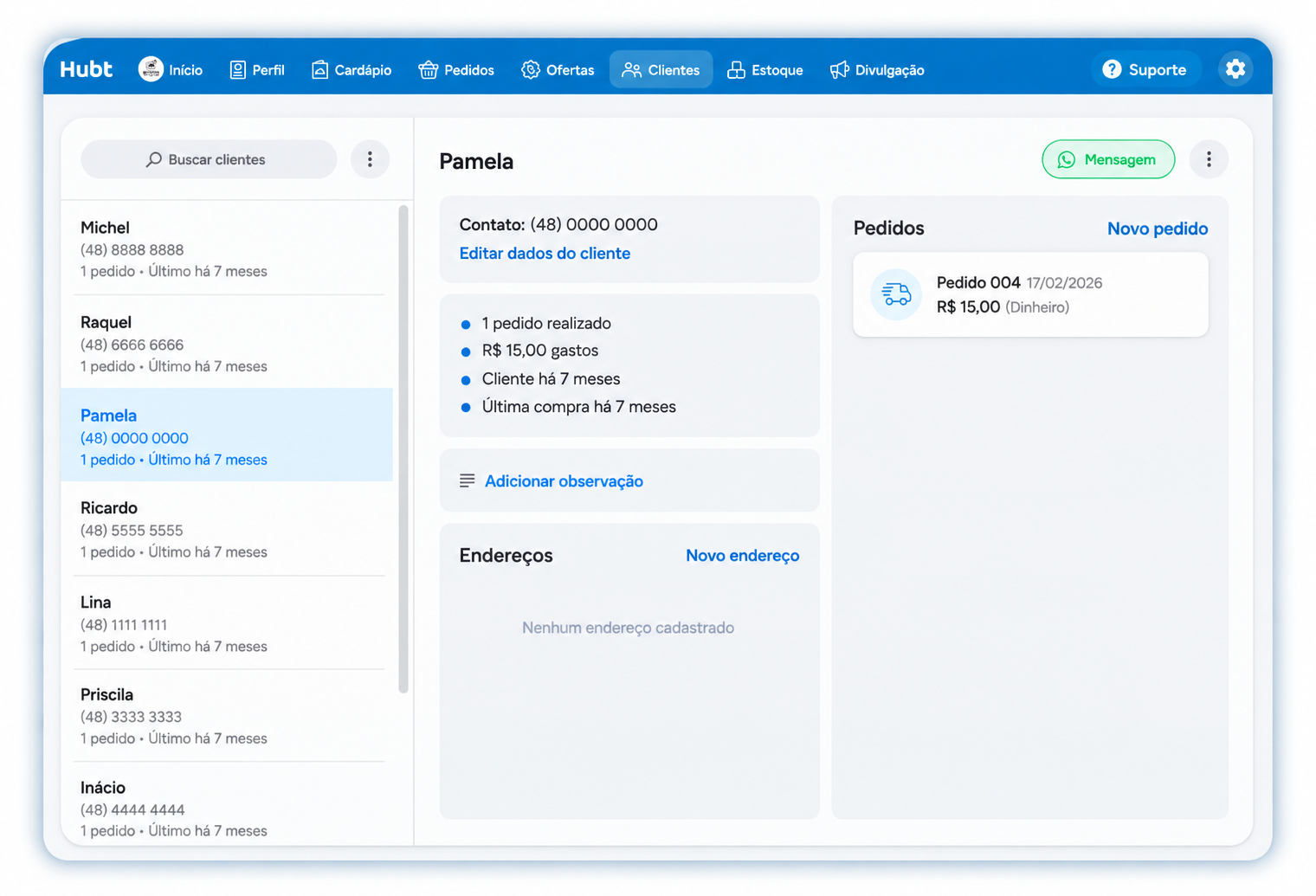 Ficha do cliente aberta ao lado da lista, com contato, números, observação, endereços e pedidos