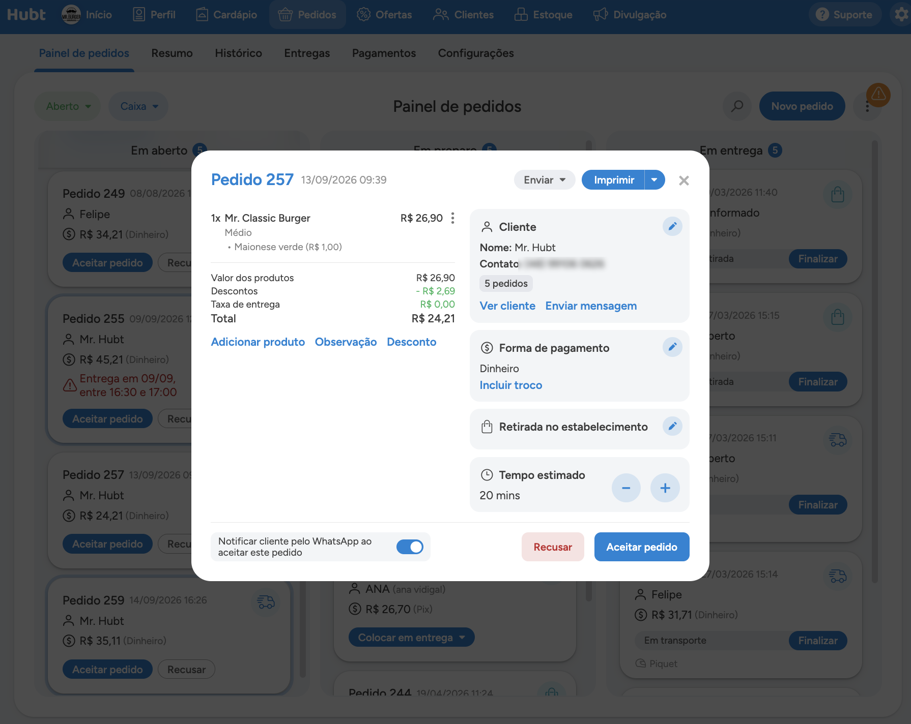Janela do pedido aberta, com itens, valores, cliente, pagamento, entrega e tempo estimado